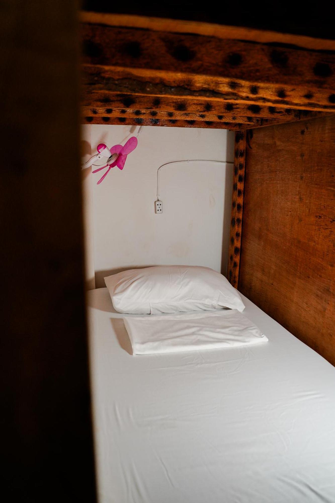 Yes Surf Siargao Hostel General Luna  Exterior photo