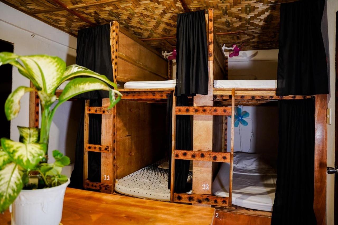 Yes Surf Siargao Hostel General Luna  Exterior photo