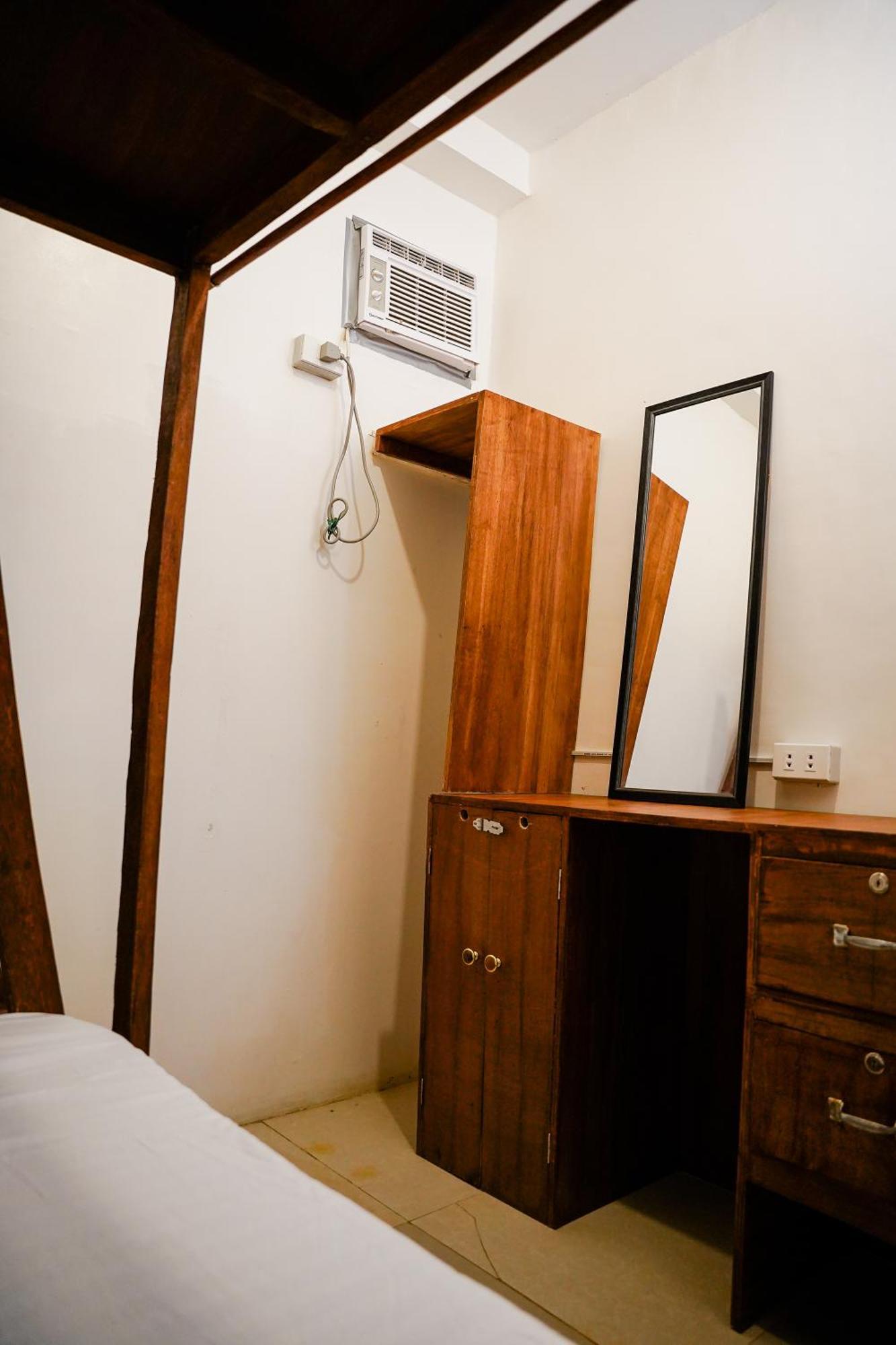 Yes Surf Siargao Hostel General Luna  Exterior photo