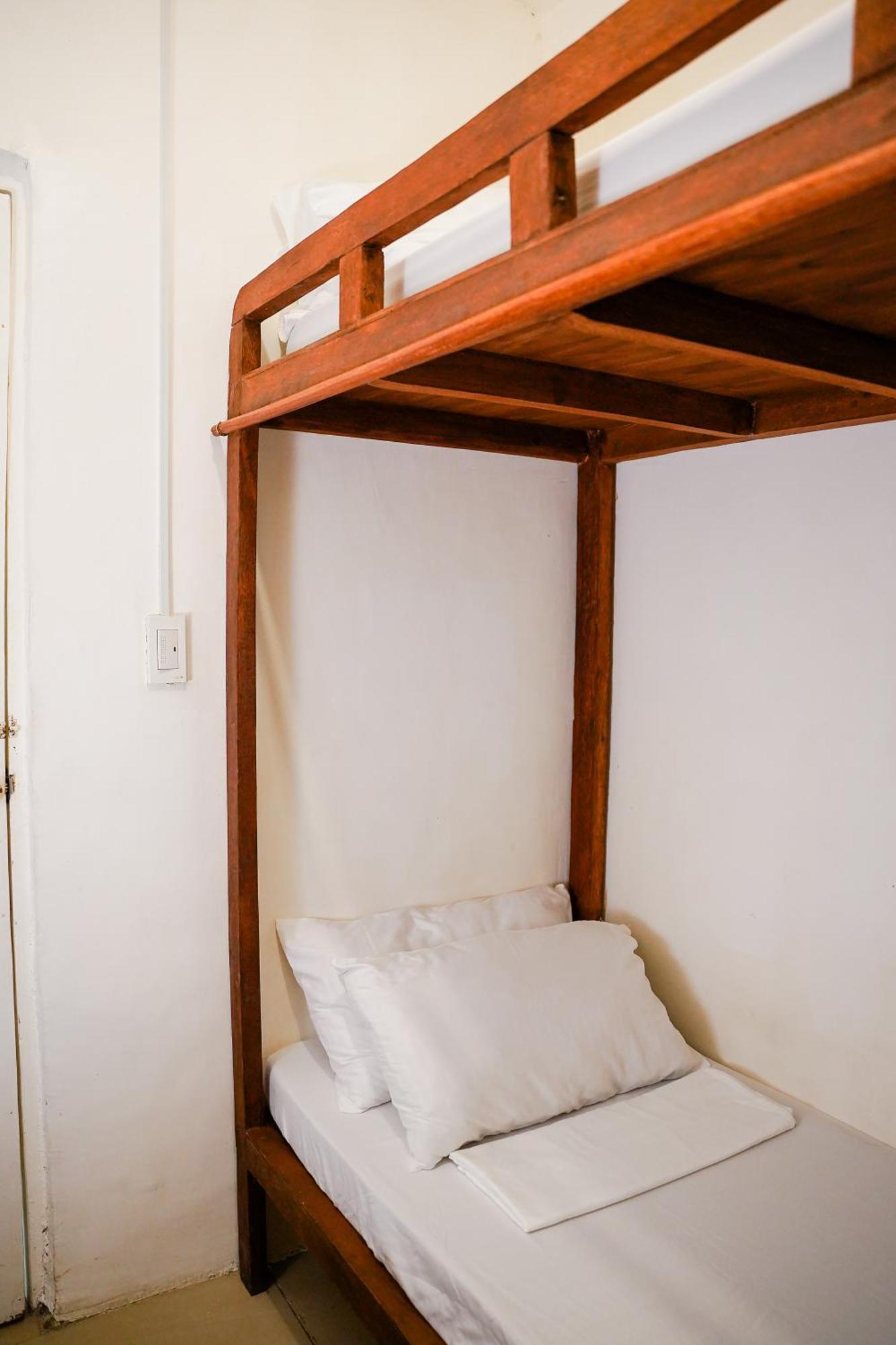 Yes Surf Siargao Hostel General Luna  Exterior photo